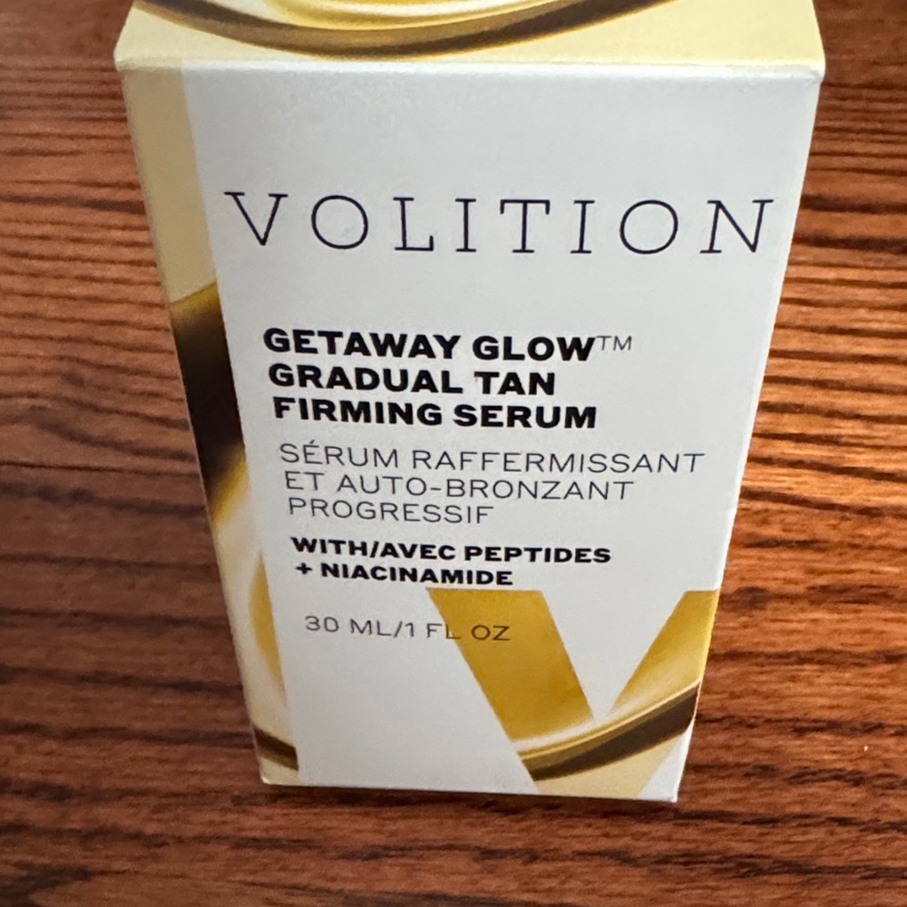 Volition Getaway Glow Gradual Tan Firming Serum - Gold